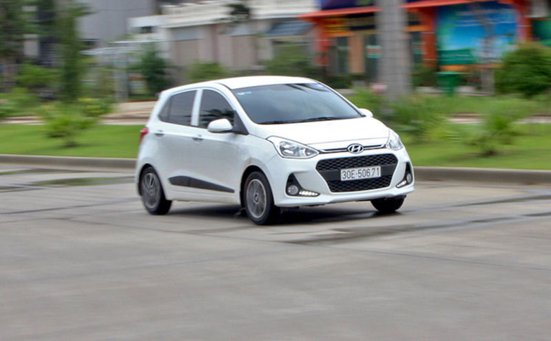 Hyundai Grand i10 bản VSC mới giá 395 triệu tại Việt Nam